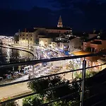 Apartman Dora With Sea View And Terrace